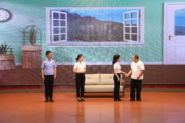 600表演现场 图片1_副本.jpg 600表演现场 图片1_副本.jpg